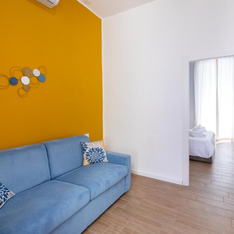 NunziaTina ai Quartieri Spagnoli - Deluxe Family Room - 5