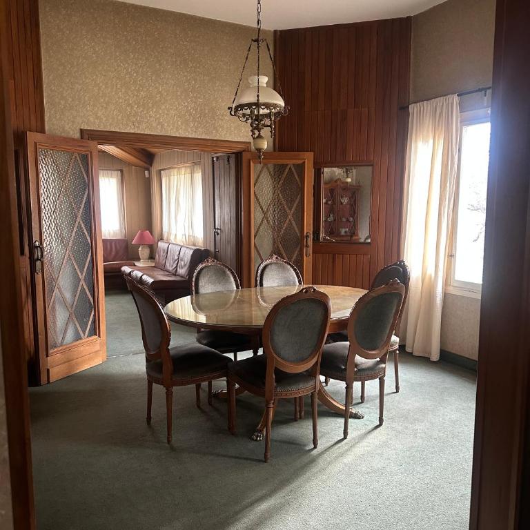 Chacra Los Cipreses - Casa completa con gran parque arbolado, 7 personas, entorno tranquilo - Vacation Home - 12