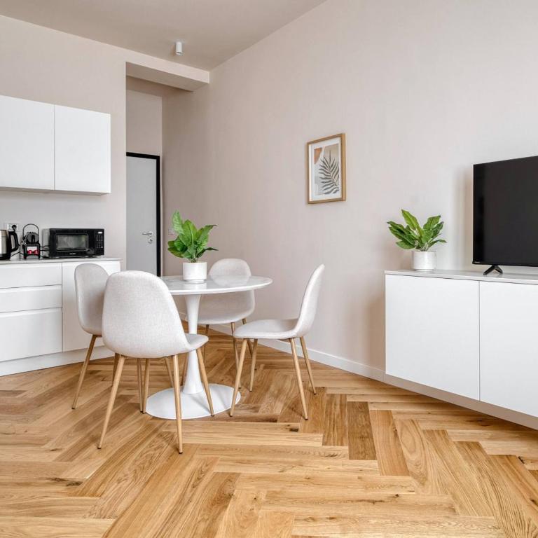 Bilocale con Vista Cupola - Elegant Design in Milano - Appartamento con 2 Camere da Letto - 11