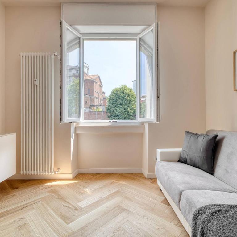 Bilocale con Vista Cupola - Elegant Design in Milano - Appartamento con 2 Camere da Letto - 2