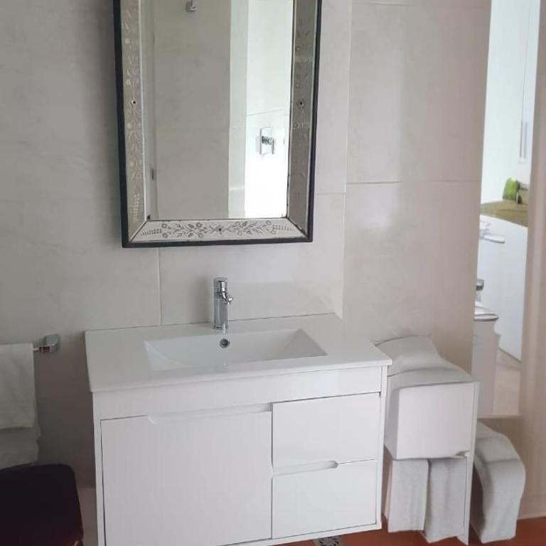 Luxury Nature Suite El Tesoro - One-Bedroom Apartment with View - 10
