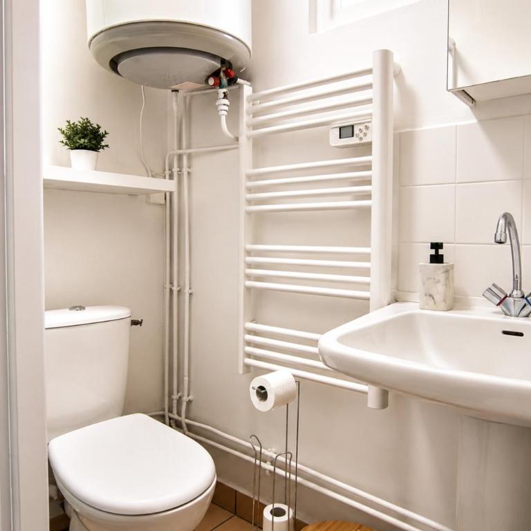 Studio "Le Nid Douillet" - Tout Confort à Proximité de la Gare - Tram à 5 min - One-Bedroom Apartment - 4