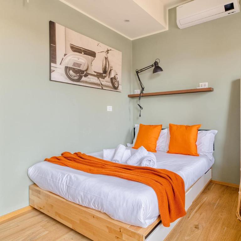 Studio Vintage con Terrazza Privata - Centro 15min - Appartamento con 1 Camera da Letto - 1