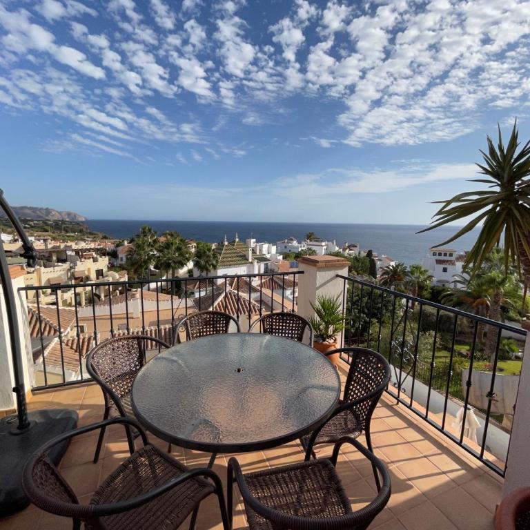 Playa Burriana, Stor terass, havsutsikt, pool - Two-Bedroom Apartment - 1