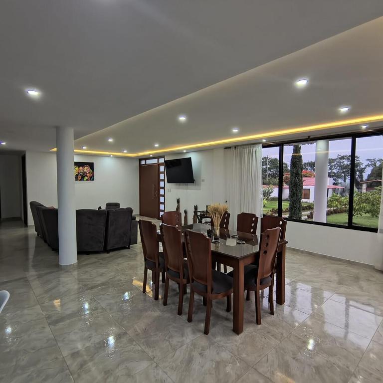 Villa Conejo Miraflores - Villa con piscina privada - 23