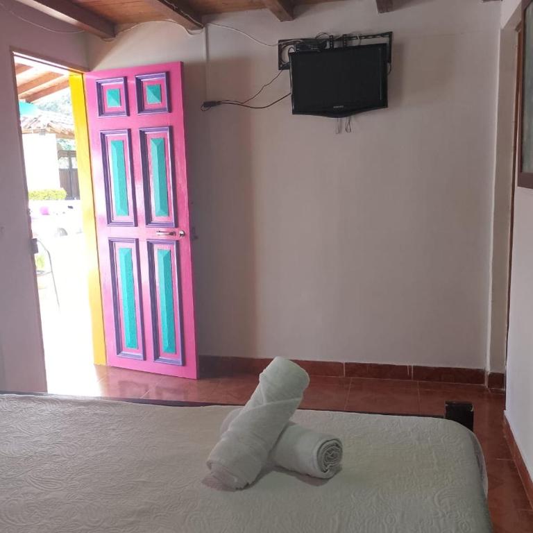 Finca Hotel Mariangel - Family Room - 1