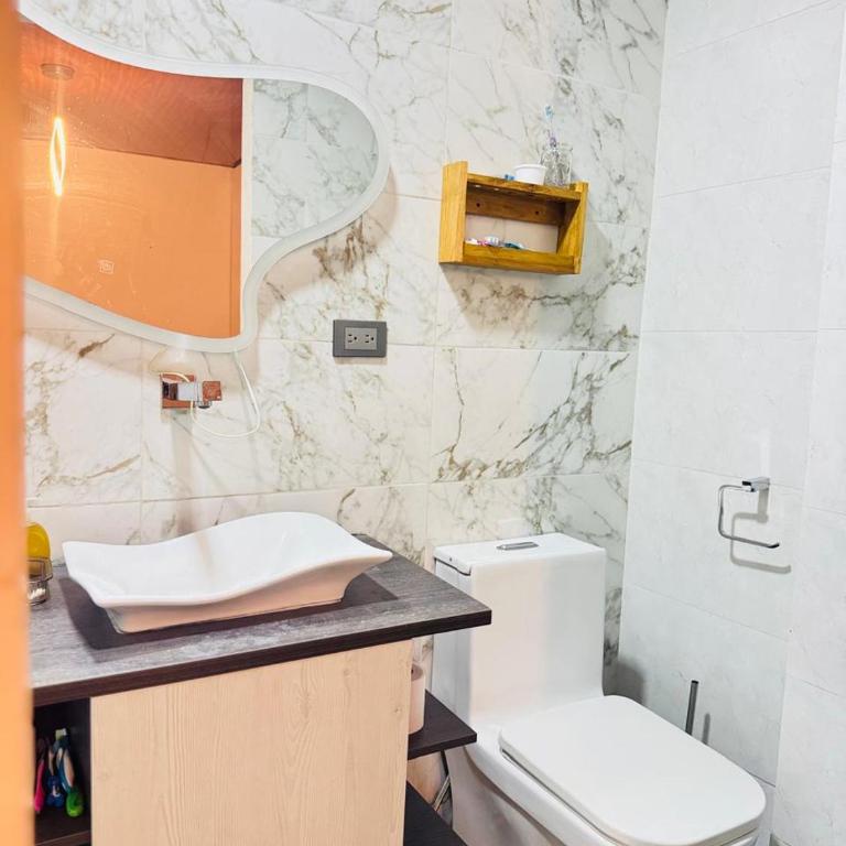 Alojamiento en Guayaquil - House in Guayaquil - Three-Bedroom House - 8