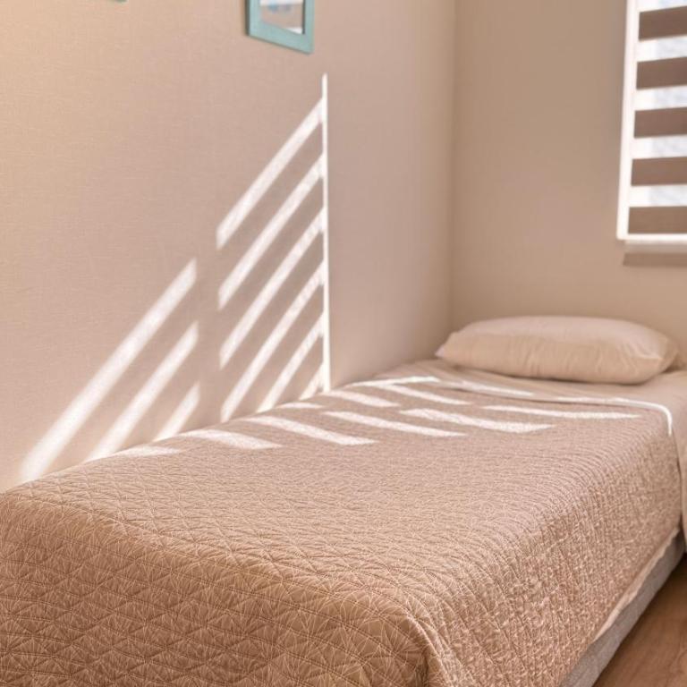 Temuco departamento con piscina - Three-Bedroom Apartment - 35