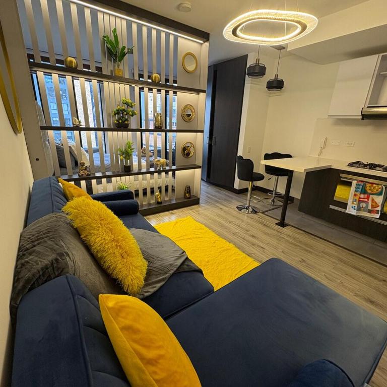 Confort, estrategico Torre colpatria - Apartamento de 2 dormitorios - 1