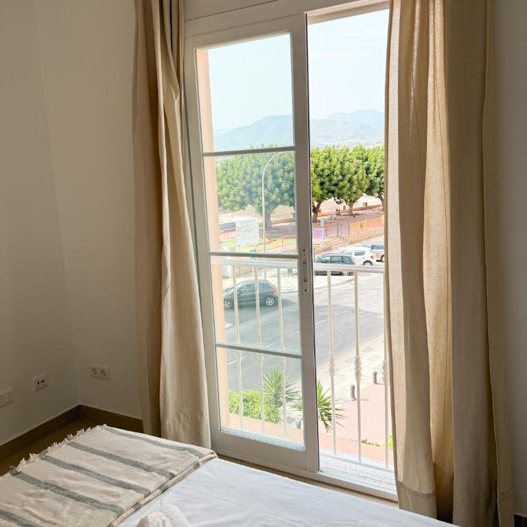 Chanquete 33 - Playa La Torrecilla y El Playazo - Two-Bedroom Apartment - 17