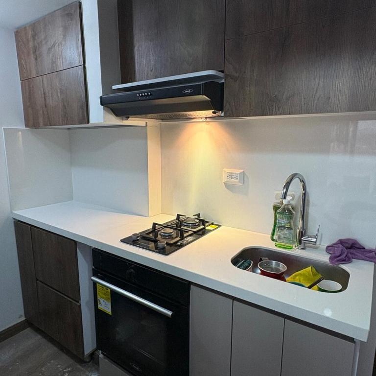 Beautiful apartment CC salitre and Multiplaza - Apartamento de 2 dormitorios - 36
