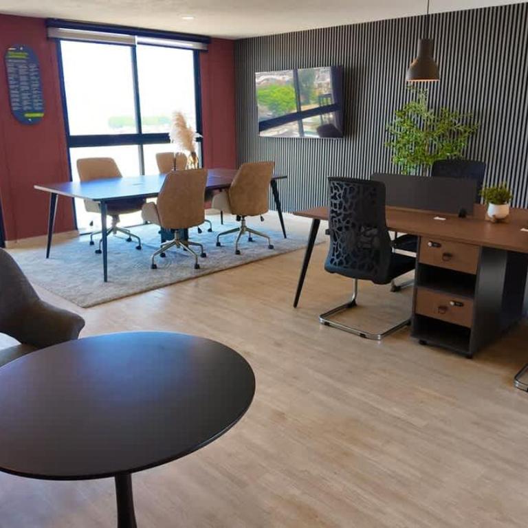Modern Apartment with Pool Pet Friendly - Apartment - 8