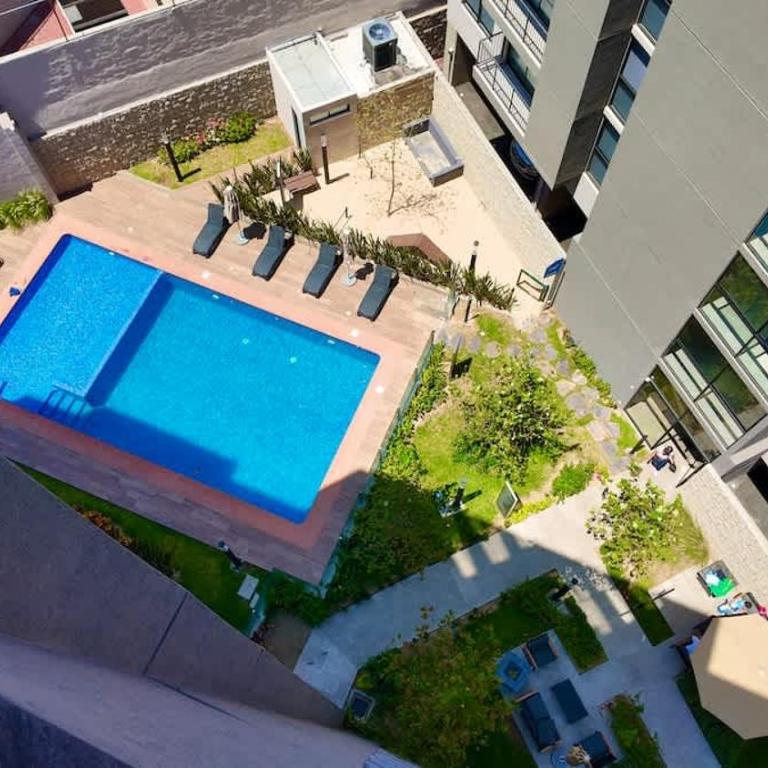 Modern Apartment with Pool Pet Friendly - Apartment - 16