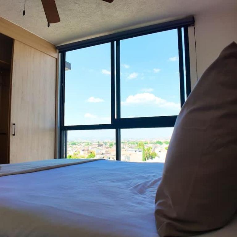Modern Apartment with Pool Pet Friendly - Apartment - 59