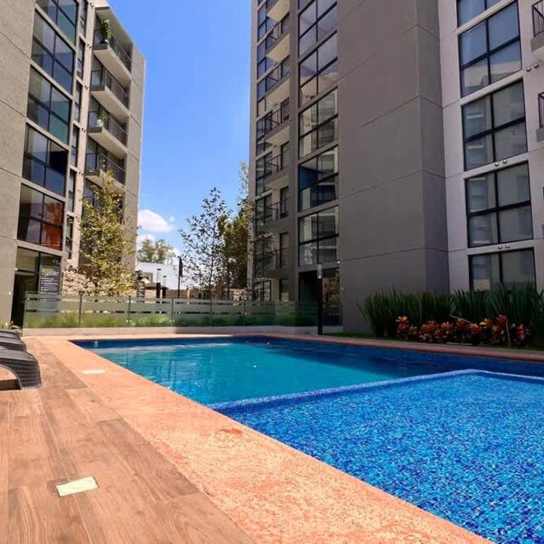 Modern Apartment with Pool Pet Friendly - Apartment - 84