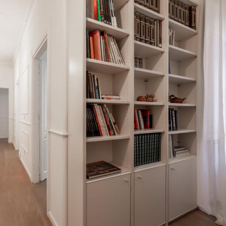 Via Pavia Location and comfort 3 bedrooms - Appartamento - 29