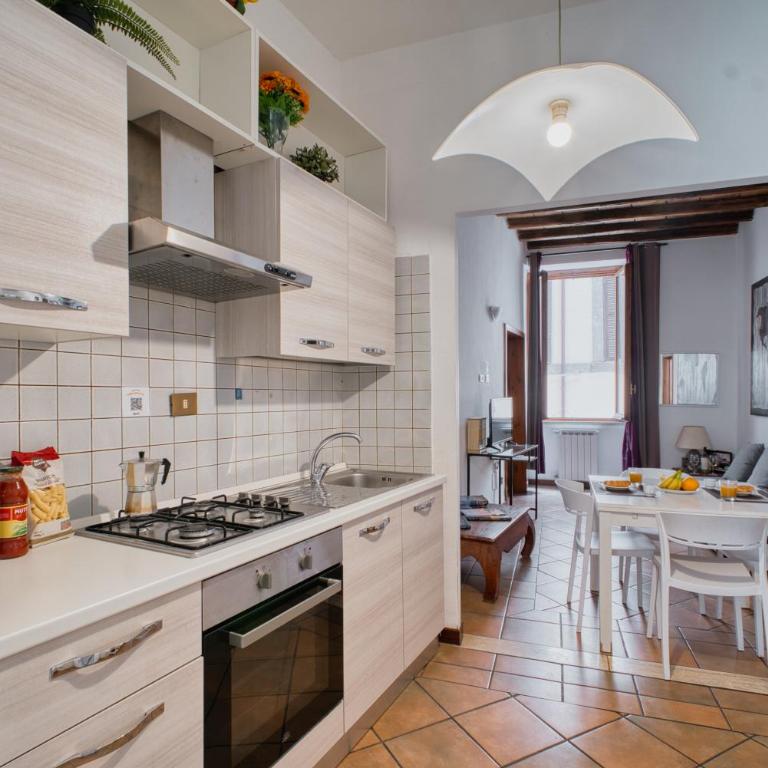 2 Bdr family apt Balestrari Palace Campo dei Fiori Piazza Navona Piazza Venezia - Appartamento con 2 Camere da Letto - 20