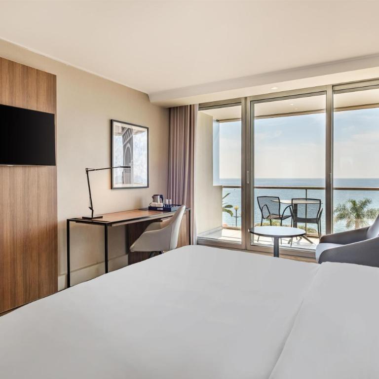 Radisson Blu Hotel Nice - Chambre Supérieure avec Terrasse - Vue sur Mer - 2