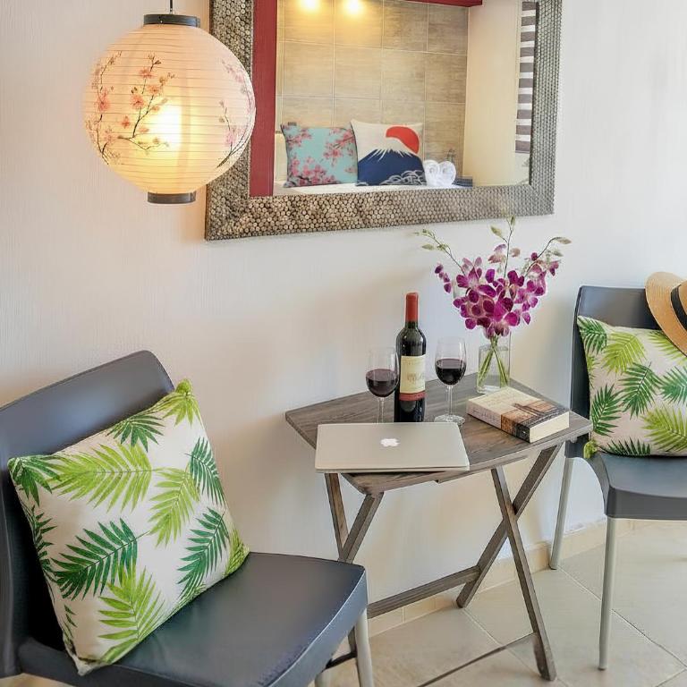 Boutique 1BR 2BR Suites Sleeps 2-8, Morning Markets, Beach & Cenote 10 Min, Kitchen Fast WiFi AC - Apartment mit 1 Schlafzimmer und Terrasse - 23