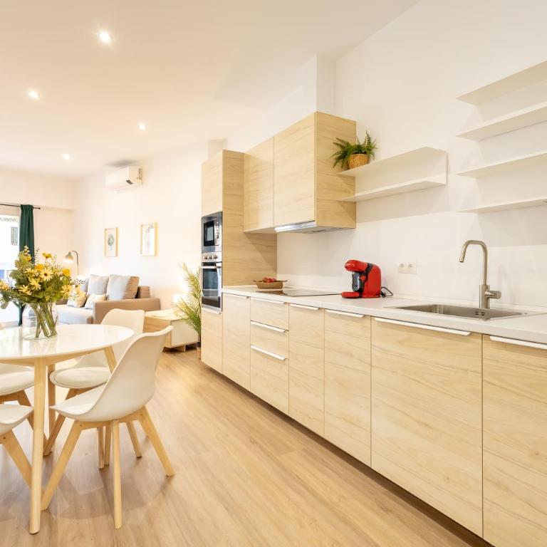 Calahonda Beach Apartments - Apartment - 13