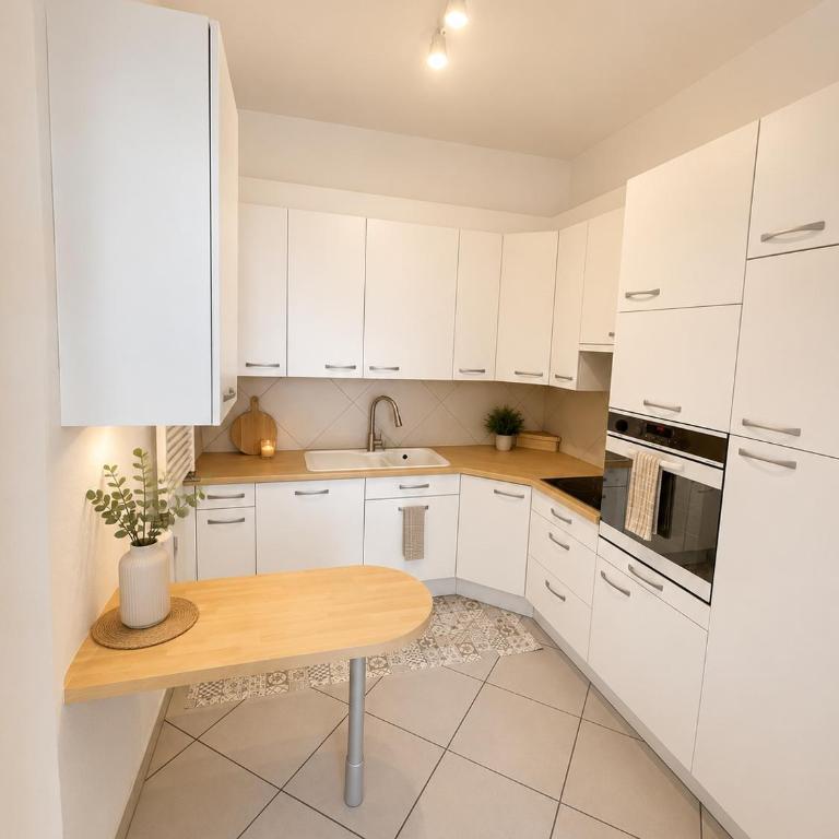 Appartement 4 chambres - Vue sur lac - Apartment mit 4 Schlafzimmern und Seeblick - 1