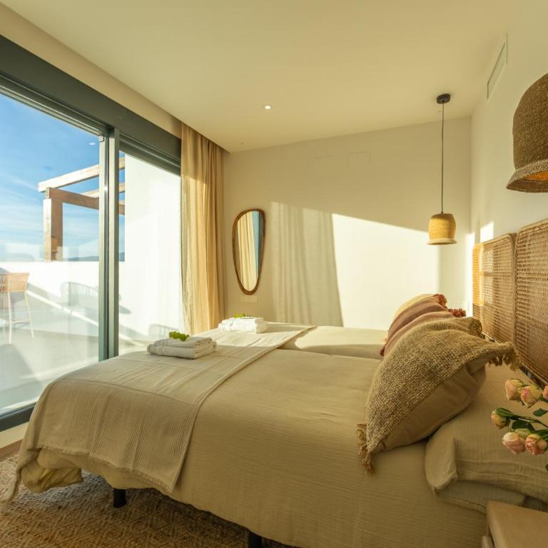 Atico con Vistas al Mar, 3 Terrazas y piscina - Apartamento de 2 dormitorios con terraza y vistas al mar - 6