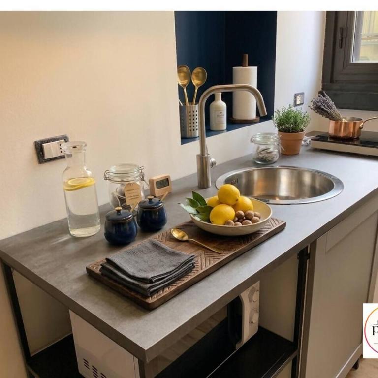 Chic Studio Prada | 8min to Duomo by Metro - Appartamento con 1 Camera da Letto - 3