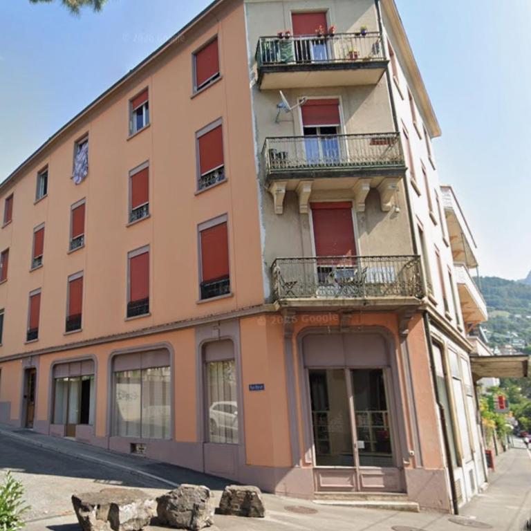 Appartement 4 chambres - Vue sur lac - Apartment mit 4 Schlafzimmern und Seeblick - 2