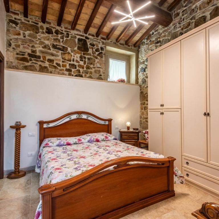 Casa Vacanza Sant'Antimo Montalcino - Appartamento con 1 Camera da Letto e Vista Giardino - 5