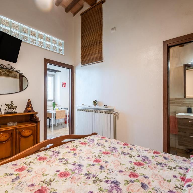Casa Vacanza Sant'Antimo Montalcino - Appartamento con 1 Camera da Letto e Vista Giardino - 14