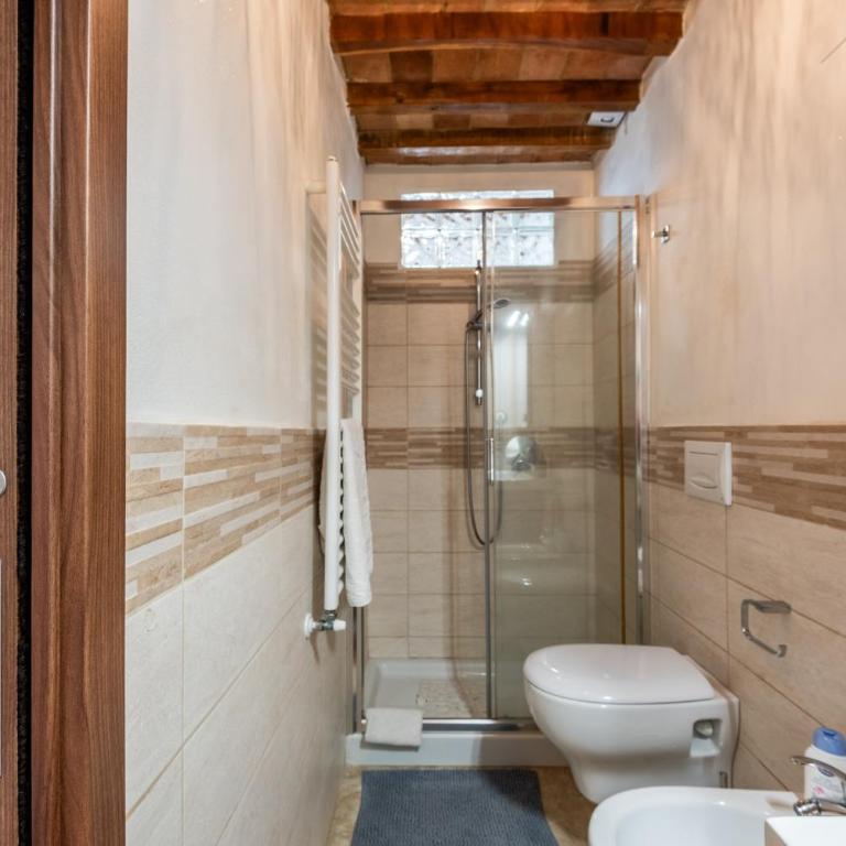 Casa Vacanza Sant'Antimo Montalcino - Appartamento con 1 Camera da Letto e Vista Giardino - 16