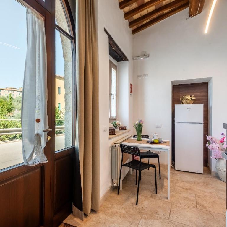 Casa Vacanza Sant'Antimo Montalcino - Appartamento con 1 Camera da Letto e Vista Giardino - 8