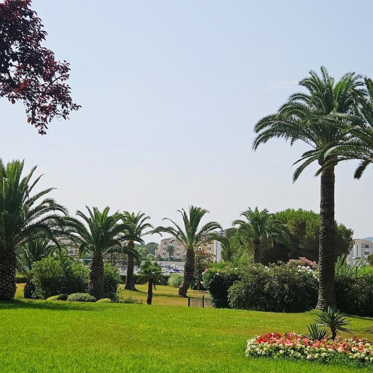 Marina Mandelieu - Stylish French Riviera Retreat - Studio - 27