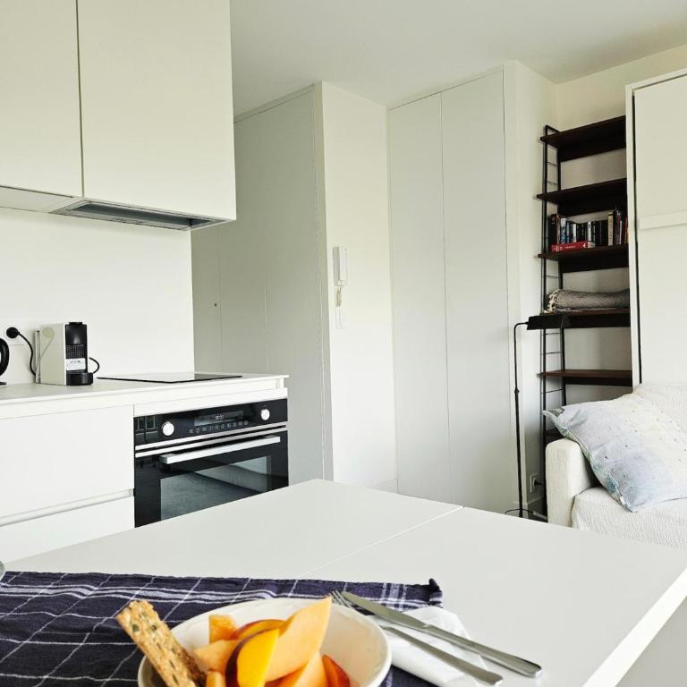 Marina Mandelieu - Stylish French Riviera Retreat - Studio - 51