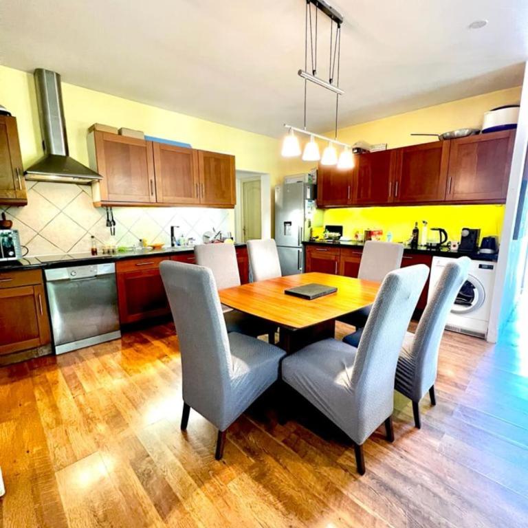 Holiday home in the city-center of Antibes with a private pool - Maison de Vacances - 9