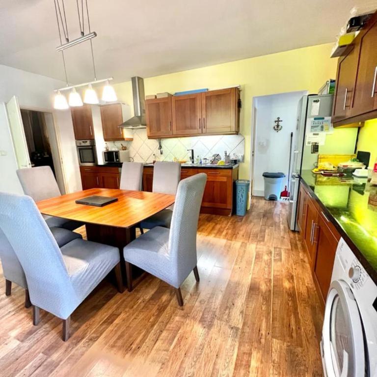 Holiday home in the city-center of Antibes with a private pool - Maison de Vacances - 8