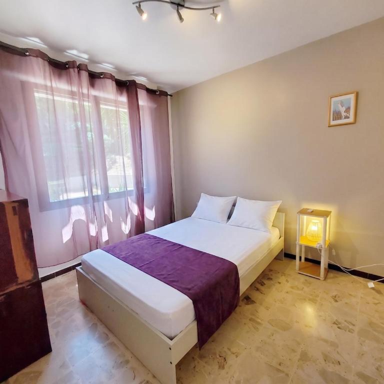 Haut de villa à 150 m de la plage - Villa 2 Chambres - 12