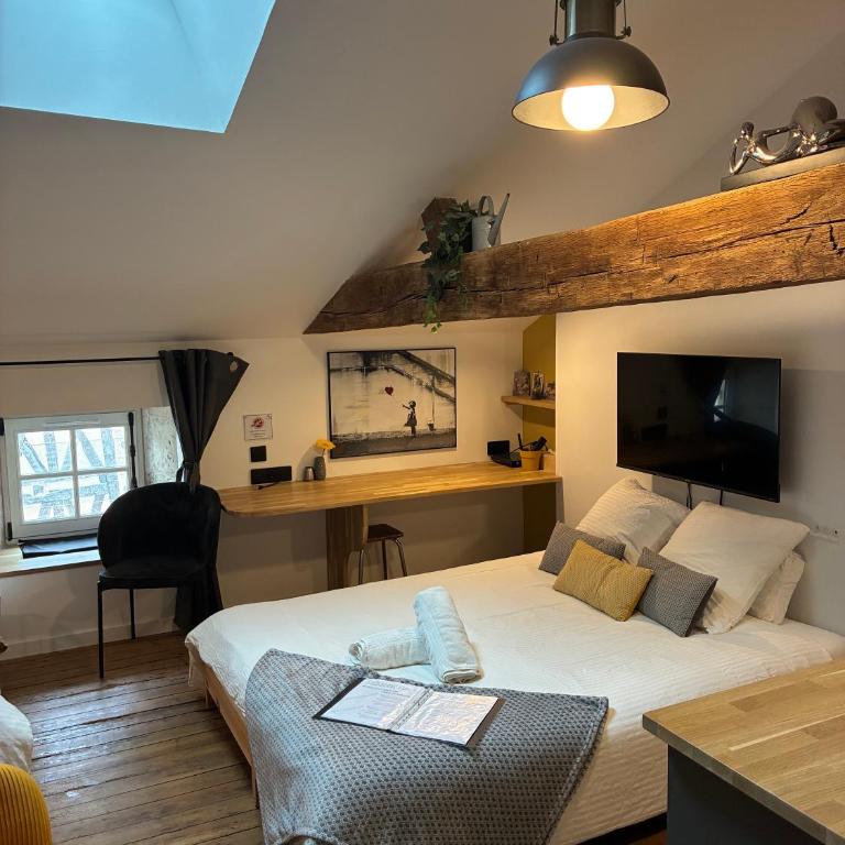 La Galerie, Et Pop Et Chic ! - Chambre Familiale avec Salle de Bains Privative - 11
