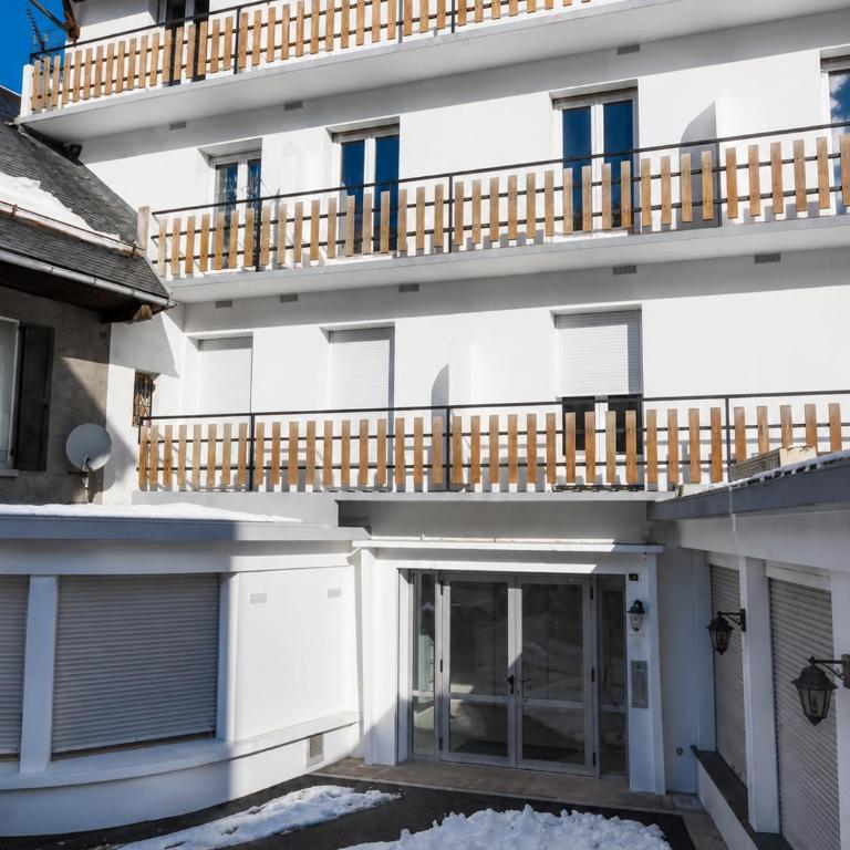 LE TOURISTIC Appartements T2 et T3 - Appartement avec Vue sur la Montagne - 11