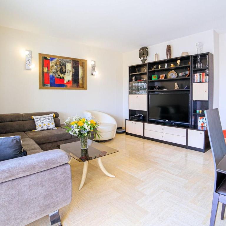 Le Prado Parc by Halldis - Appartement - 16