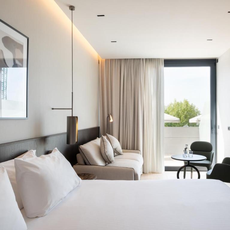 Eurostars Villa Itziar - Habitación Doble Deluxe con cama supletoria - 3