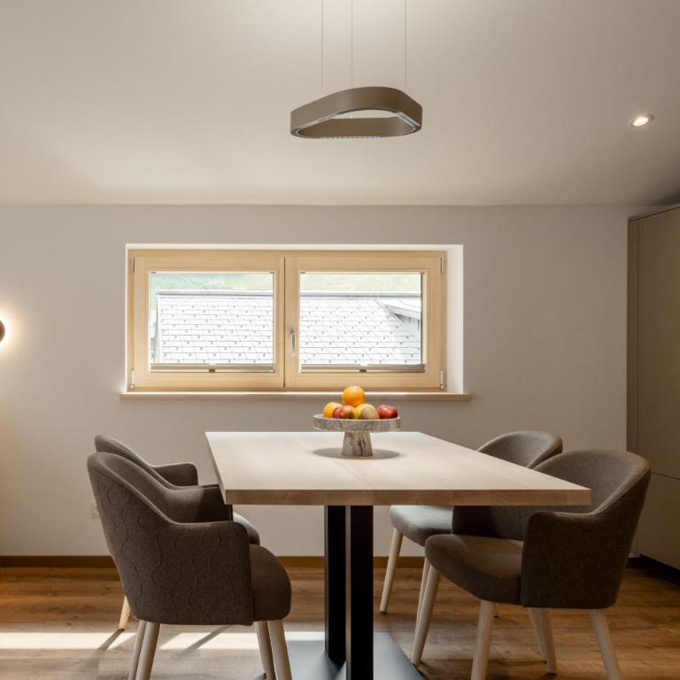 Aparthotel Saladina direkt an der Talstation - Apartment mit 1 Schlafzimmer, Balkon und Bergblick - 4