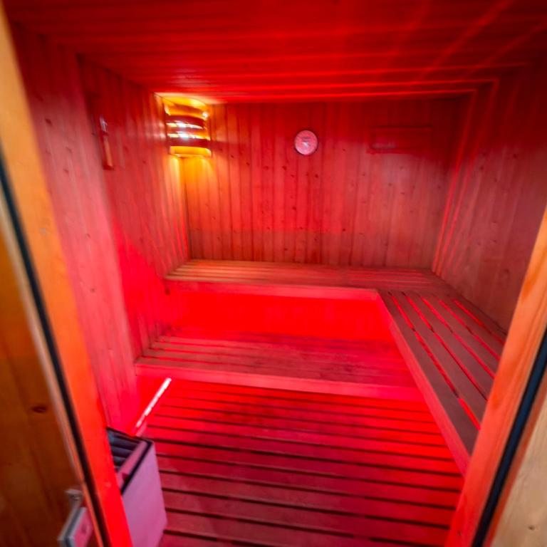 Chalet de lujo- Piscina-gym-sauna y jacuzzy - Villa - 40