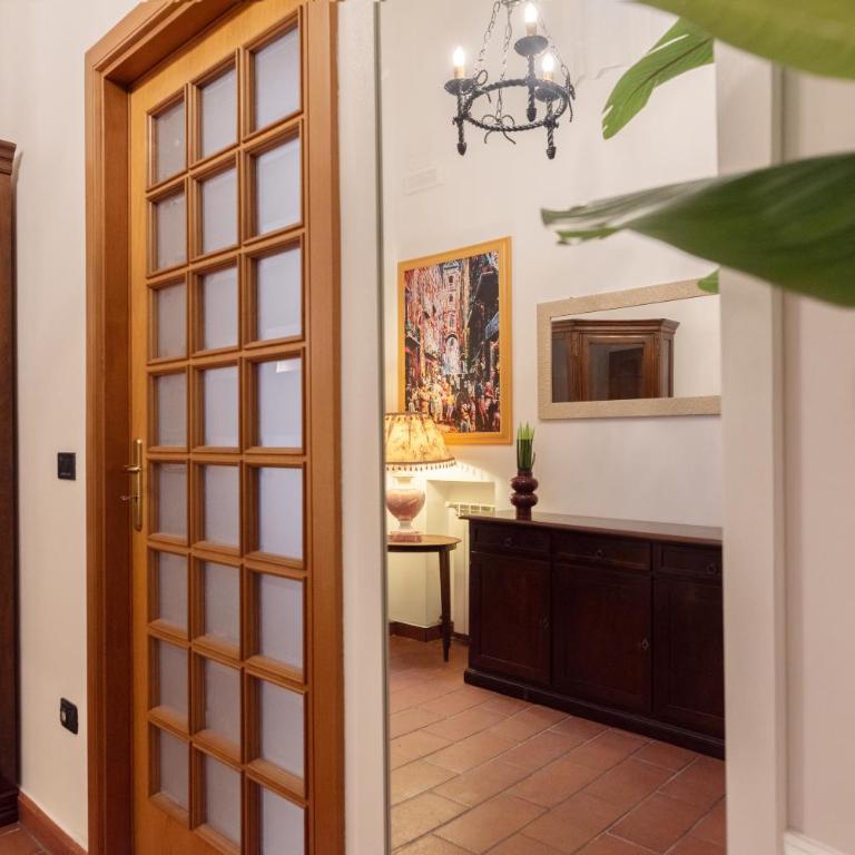 Palazzo Spinelli Apartments - Appartamento Deluxe con 3 Camere da Letto - 10