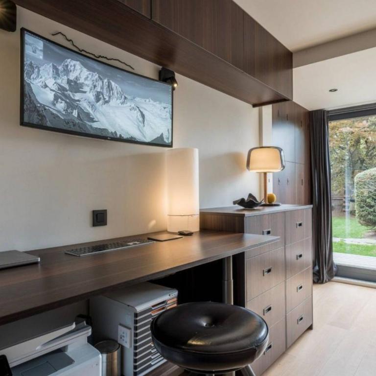 Elegant Garden Apartment in Central Chamonix - Appartement 3 Chambres - 10