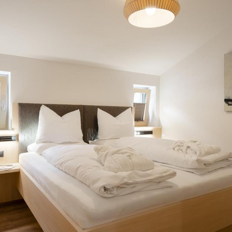 Aparthotel Saladina direkt an der Talstation - Apartment mit 2 Schlafzimmern und Balkon - 8
