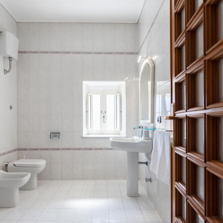 Palazzo Spinelli Apartments - Appartamento Deluxe con 3 Camere da Letto - 24