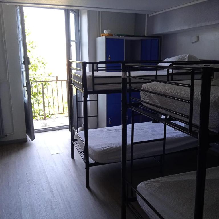Hostel20 Lyon Centre - Bed in 14-Bed Mixed Dormitory Room - EKO - 2