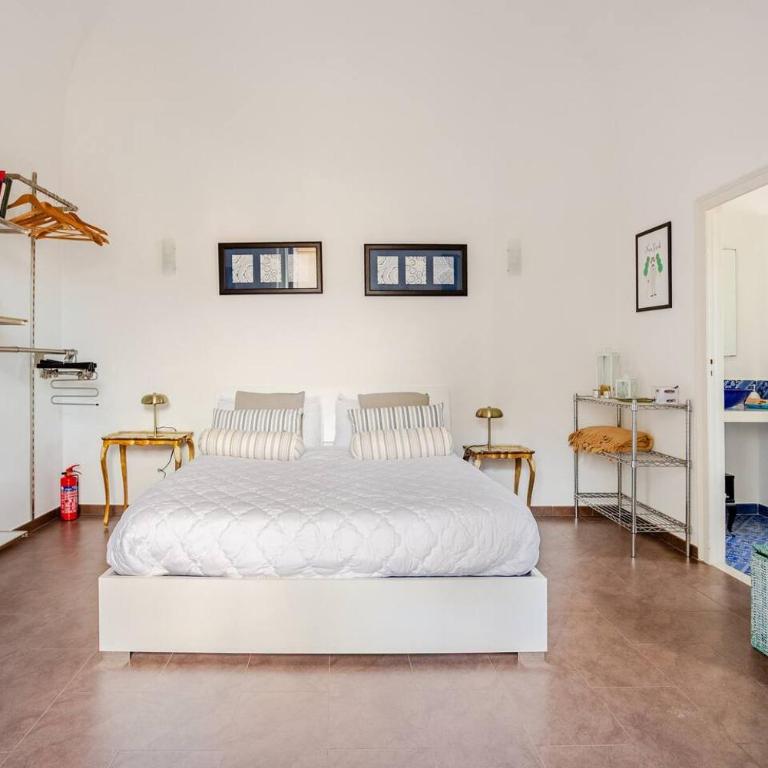 casadeb orleans - One-Bedroom Apartment with Balcony and City View - 29