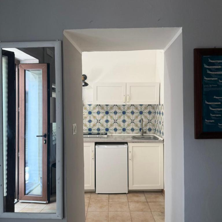 Lava House 9 - One-Bedroom Apartment - 5
